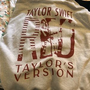 Brand new/never worn Taylor Swift hoodie size XL